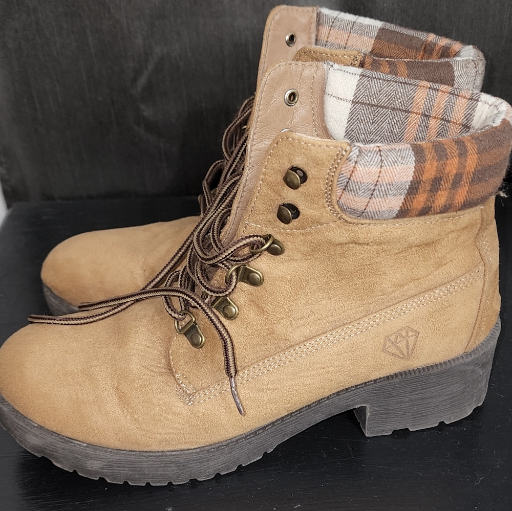 Rock & candy boots sz10